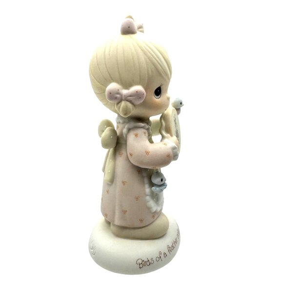 Precious Moments Figurine "Birds Of A Feather Collect Together" 1989 Collectible - Picture 2 of 4